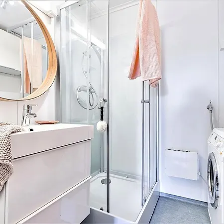 アパート Lovely With Two Large Bedrooms Nearby Opera, Vis A Vis Botanical Garden オスロ