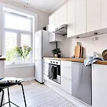 Lovely With Two Large Bedrooms Nearby Opera, Vis A Vis Botanical Garden 아파트 오슬로